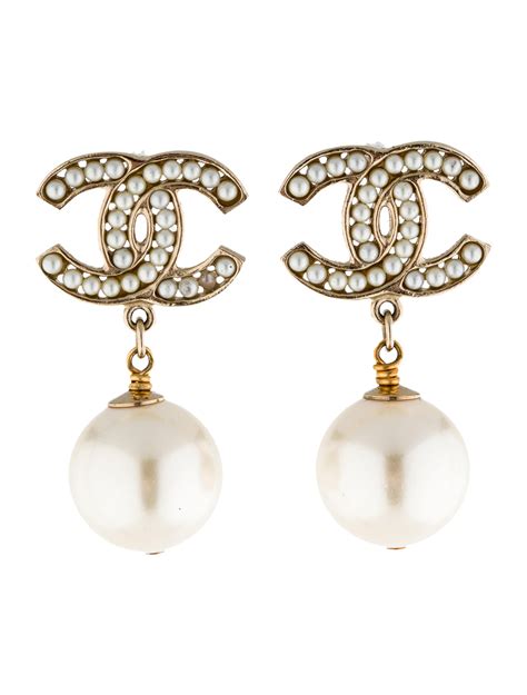 chanel pearl drop earrings dupe|chanel earrings therealreal.